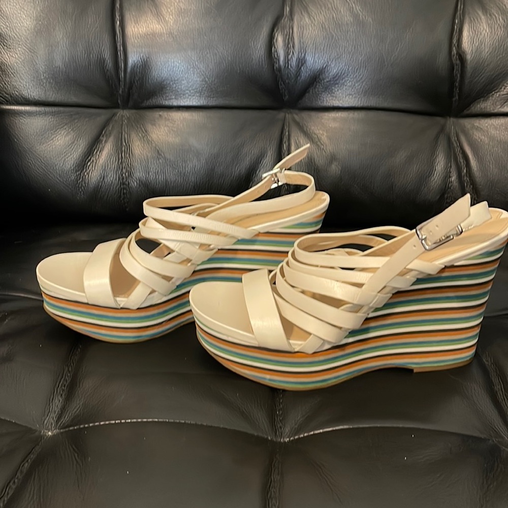 Via Spiga foam wedges.